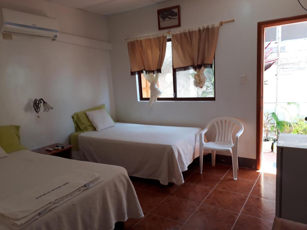 Hospedaje Mother Fanny Puerto Villamil Exterior foto